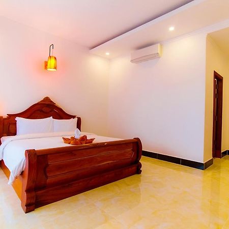 Casa Estudio de 8 m² con 19 baños de uso privado, en Sala Kamreuk Ciudad de Siem Riep Exterior foto